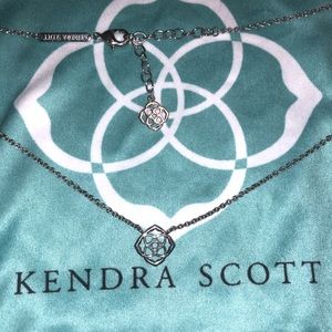 KENDRA SCOTT silver logo necklace